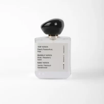 Tropical is a Chypre Fruity fragrance for women and men.